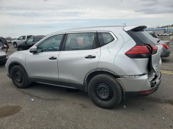 KNMAT2MV8HP529745 2017 NISSAN ROGUE - Image 2