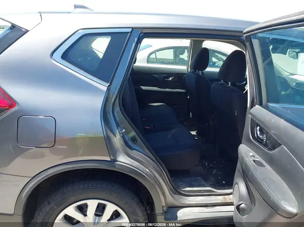 KNMAT2MV8HP535559 2017 NISSAN ROGUE - Image 8