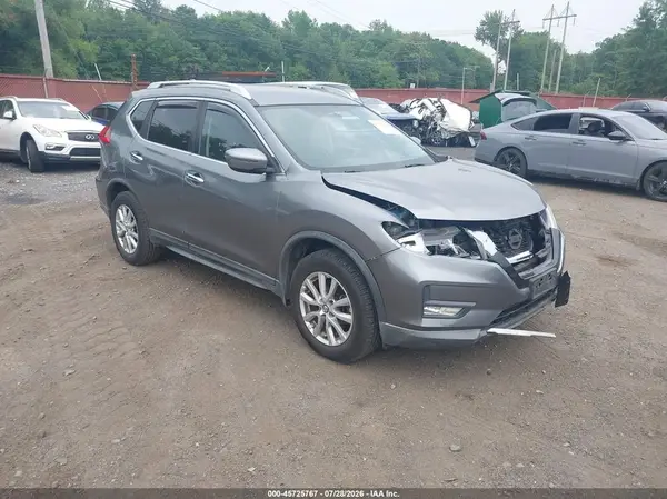 KNMAT2MV8HP546612 2017 NISSAN ROGUE - Image 1