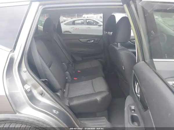 KNMAT2MV8HP546612 2017 NISSAN ROGUE - Image 8