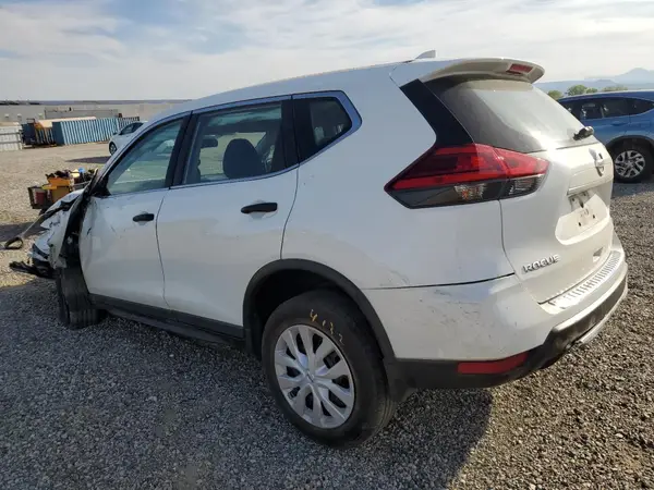 KNMAT2MV8HP548098 2017 NISSAN ROGUE - Image 2