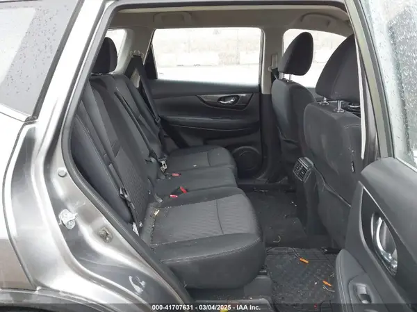 KNMAT2MV8HP556282 2017 NISSAN ROGUE - Image 8