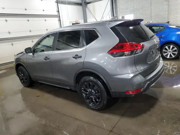 KNMAT2MV8HP556931 2017 NISSAN ROGUE - Image 2