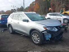 KNMAT2MV8HP557240 2017 NISSAN ROGUE