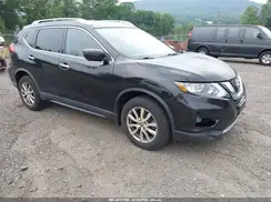 KNMAT2MV8HP558419 2017 NISSAN ROGUE