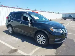 KNMAT2MV8HP558940 2017 NISSAN ROGUE