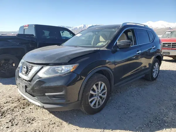 KNMAT2MV8HP564916 2017 NISSAN ROGUE - Image 1