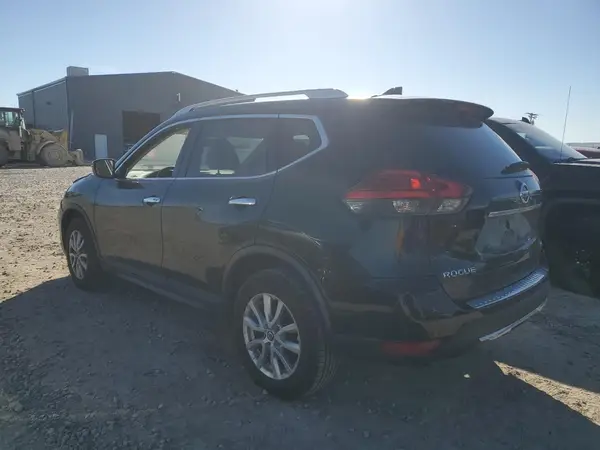 KNMAT2MV8HP564916 2017 NISSAN ROGUE - Image 2