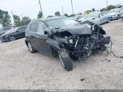 KNMAT2MV8HP567024 2017 NISSAN ROGUE