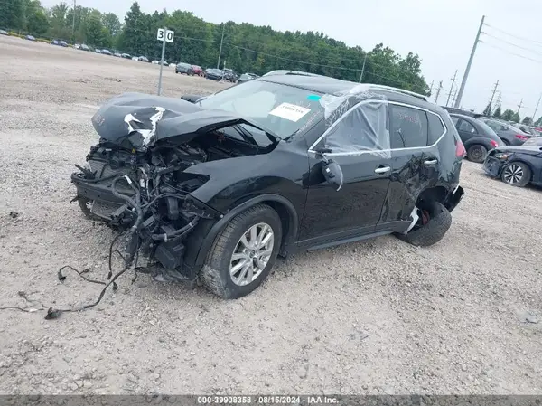 KNMAT2MV8HP567024 2017 NISSAN ROGUE - Image 2