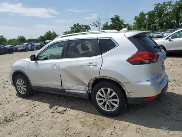 KNMAT2MV8HP570067 2017 NISSAN ROGUE - Image 2