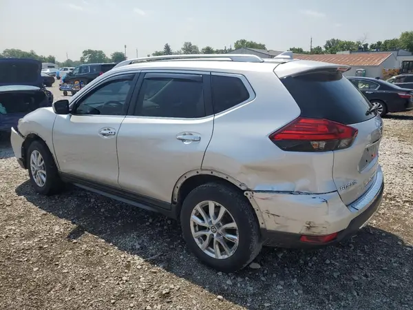 KNMAT2MV8HP578377 2017 NISSAN ROGUE - Image 2
