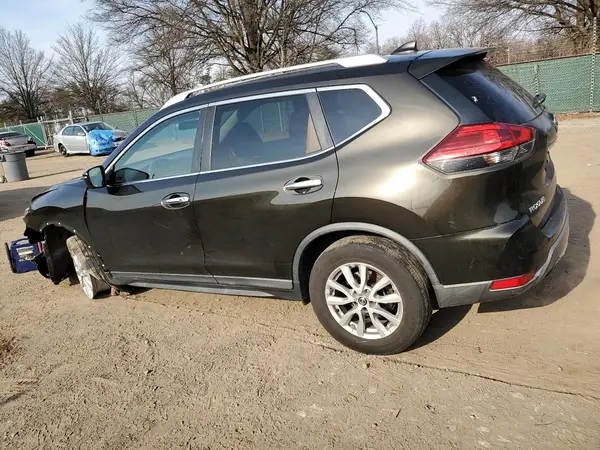 KNMAT2MV8HP582557 2017 NISSAN ROGUE - Image 2
