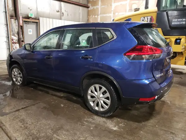 KNMAT2MV8HP587466 2017 NISSAN ROGUE - Image 2
