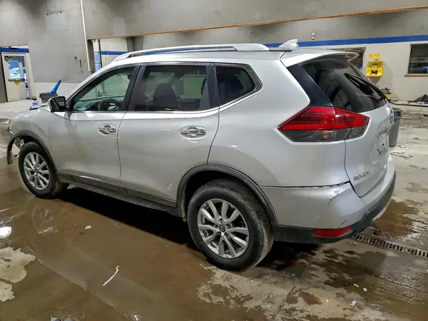 KNMAT2MV8HP587659 2017 NISSAN ROGUE - Image 2