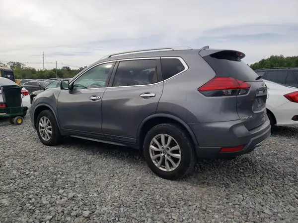 KNMAT2MV8HP590299 2017 NISSAN ROGUE - Image 2
