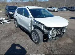 KNMAT2MV8HP595664 2017 NISSAN ROGUE