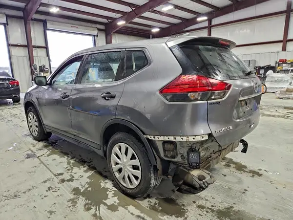 KNMAT2MV8HP597429 2017 NISSAN ROGUE - Image 2