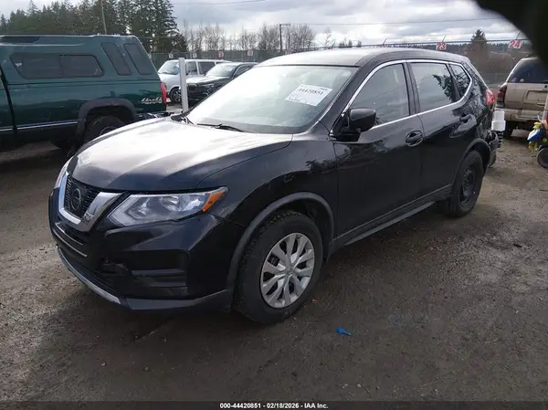 KNMAT2MV8HP603116 2017 NISSAN ROGUE - Image 2