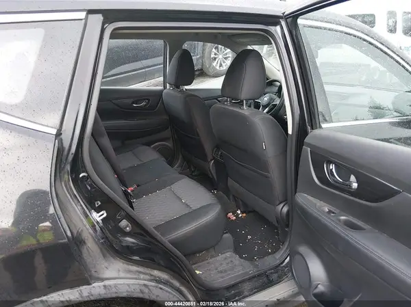 KNMAT2MV8HP603116 2017 NISSAN ROGUE - Image 8