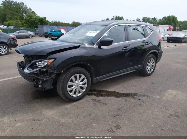 KNMAT2MV8HP605562 2017 NISSAN ROGUE - Image 2