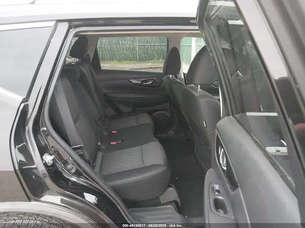 KNMAT2MV8HP606730 2017 NISSAN ROGUE - Image 8