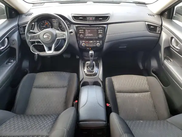 KNMAT2MV8HP607277 2017 NISSAN ROGUE - Image 8