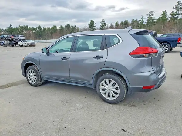 KNMAT2MV8HP609207 2017 NISSAN ROGUE - Image 2