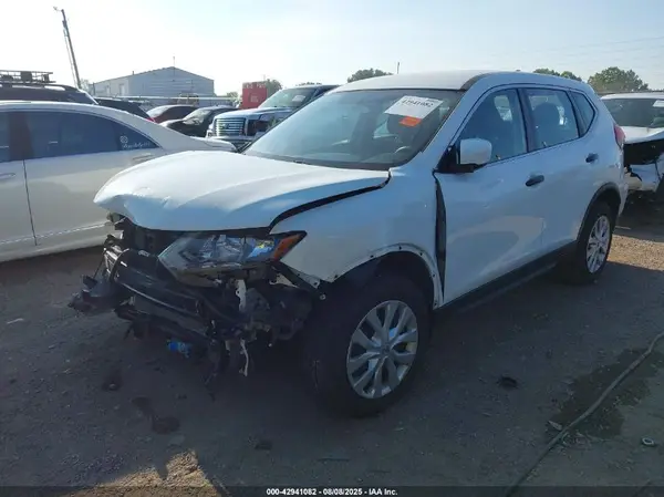 KNMAT2MV8HP610910 2017 NISSAN ROGUE - Image 2