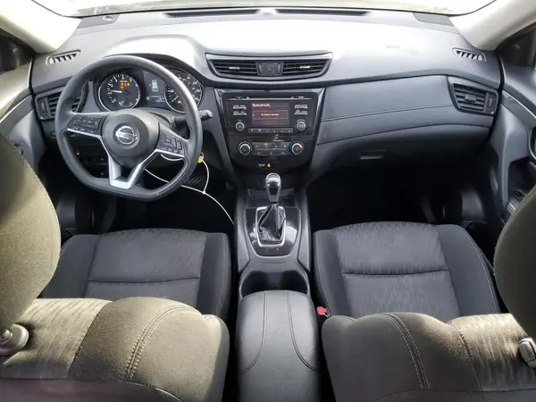 KNMAT2MV8HP614228 2017 NISSAN ROGUE - Image 8