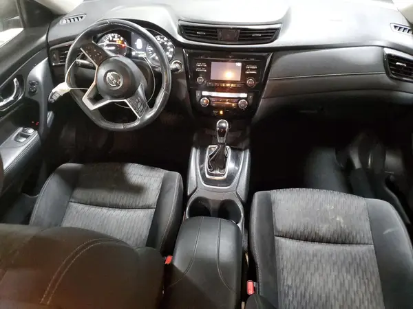 KNMAT2MV8HP614584 2017 NISSAN ROGUE - Image 8