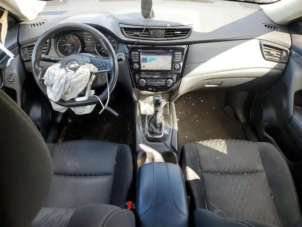 KNMAT2MV8HP615220 2017 NISSAN ROGUE - Image 8