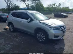 KNMAT2MV8HP616688 2017 NISSAN ROGUE