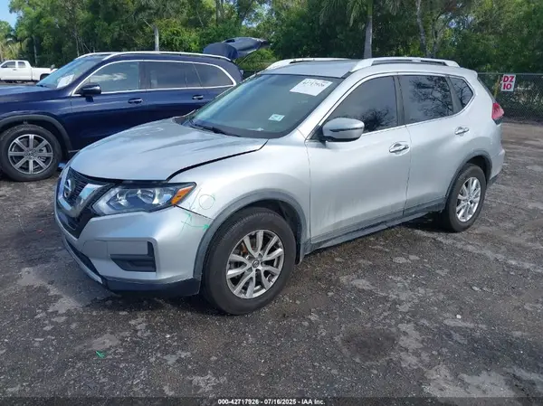 KNMAT2MV8HP616688 2017 NISSAN ROGUE - Image 2