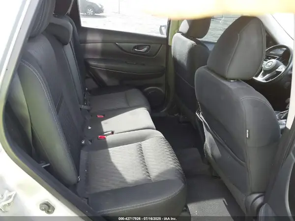 KNMAT2MV8HP616688 2017 NISSAN ROGUE - Image 8