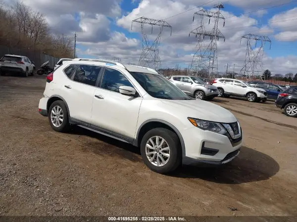 KNMAT2MV8HP617162 2017 NISSAN ROGUE - Image 1