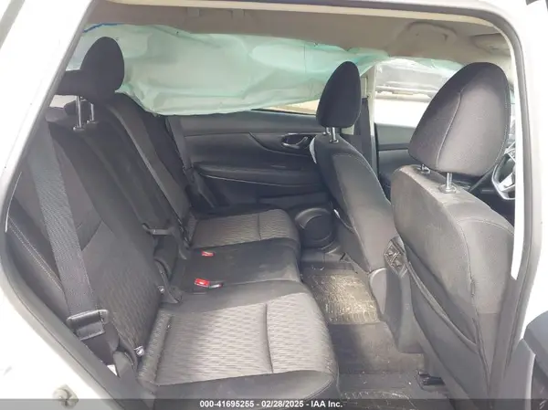 KNMAT2MV8HP617162 2017 NISSAN ROGUE - Image 8