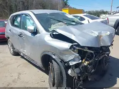 KNMAT2MV8JP503667 2018 NISSAN ROGUE