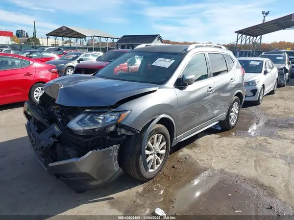 KNMAT2MV8JP511431 2018 NISSAN ROGUE - Image 2