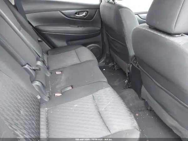 KNMAT2MV8JP518752 2018 NISSAN ROGUE - Image 8