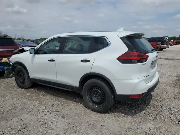 KNMAT2MV8JP521909 2018 NISSAN ROGUE - Image 2