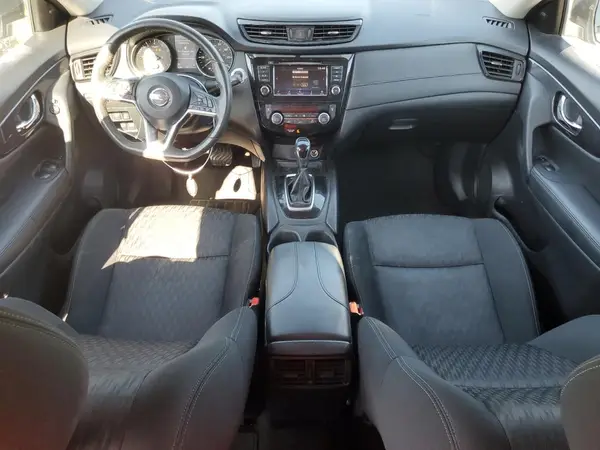 KNMAT2MV8JP526088 2018 NISSAN ROGUE - Image 8