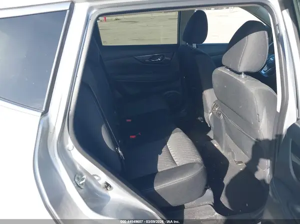 KNMAT2MV8JP528987 2018 NISSAN ROGUE - Image 8