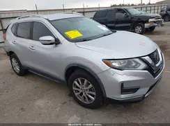 KNMAT2MV8JP529833 2018 NISSAN ROGUE