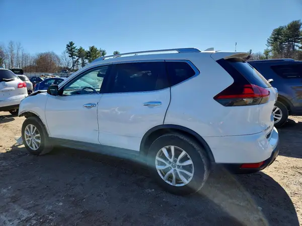KNMAT2MV8JP532098 2018 NISSAN ROGUE - Image 2