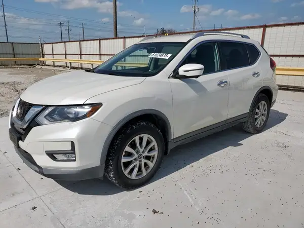 KNMAT2MV8JP532957 2018 NISSAN ROGUE - Image 1