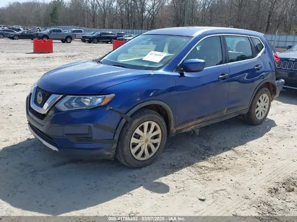 KNMAT2MV8JP535860 2018 NISSAN ROGUE - Image 2