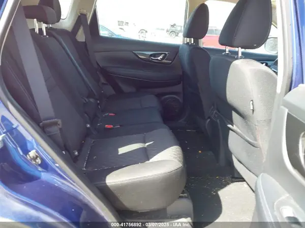 KNMAT2MV8JP535860 2018 NISSAN ROGUE - Image 8
