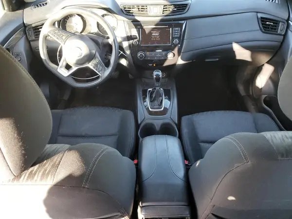 KNMAT2MV8JP536426 2018 NISSAN ROGUE - Image 8