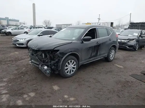 KNMAT2MV8JP537754 2018 NISSAN ROGUE - Image 2